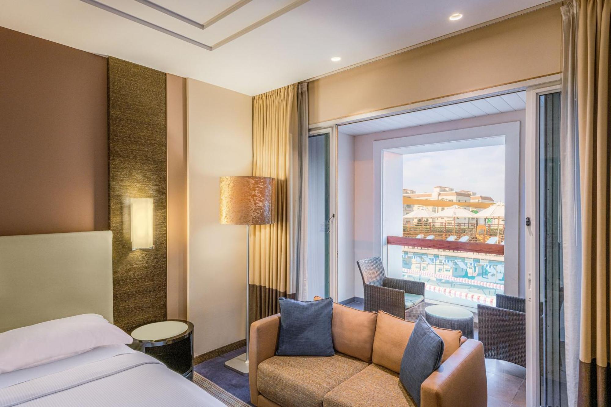 Four Points By Sheraton Αλ Άϊν Εξωτερικό φωτογραφία